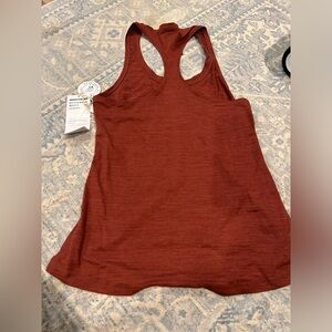 NWT Vuori Red Tank Small